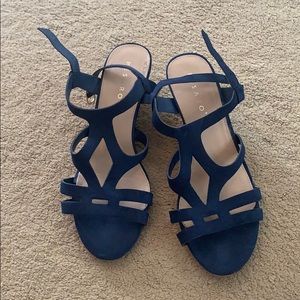 COPY - PESÁRO Navy wedges